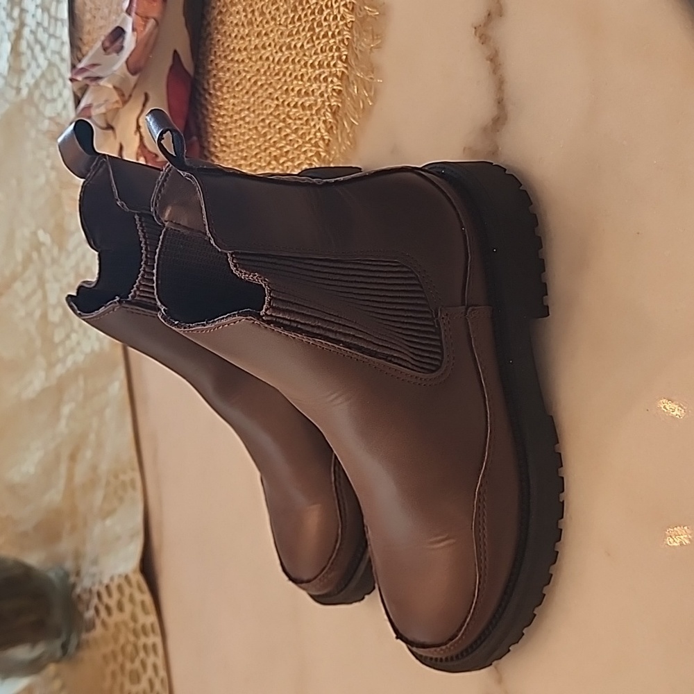 Girls Boots
